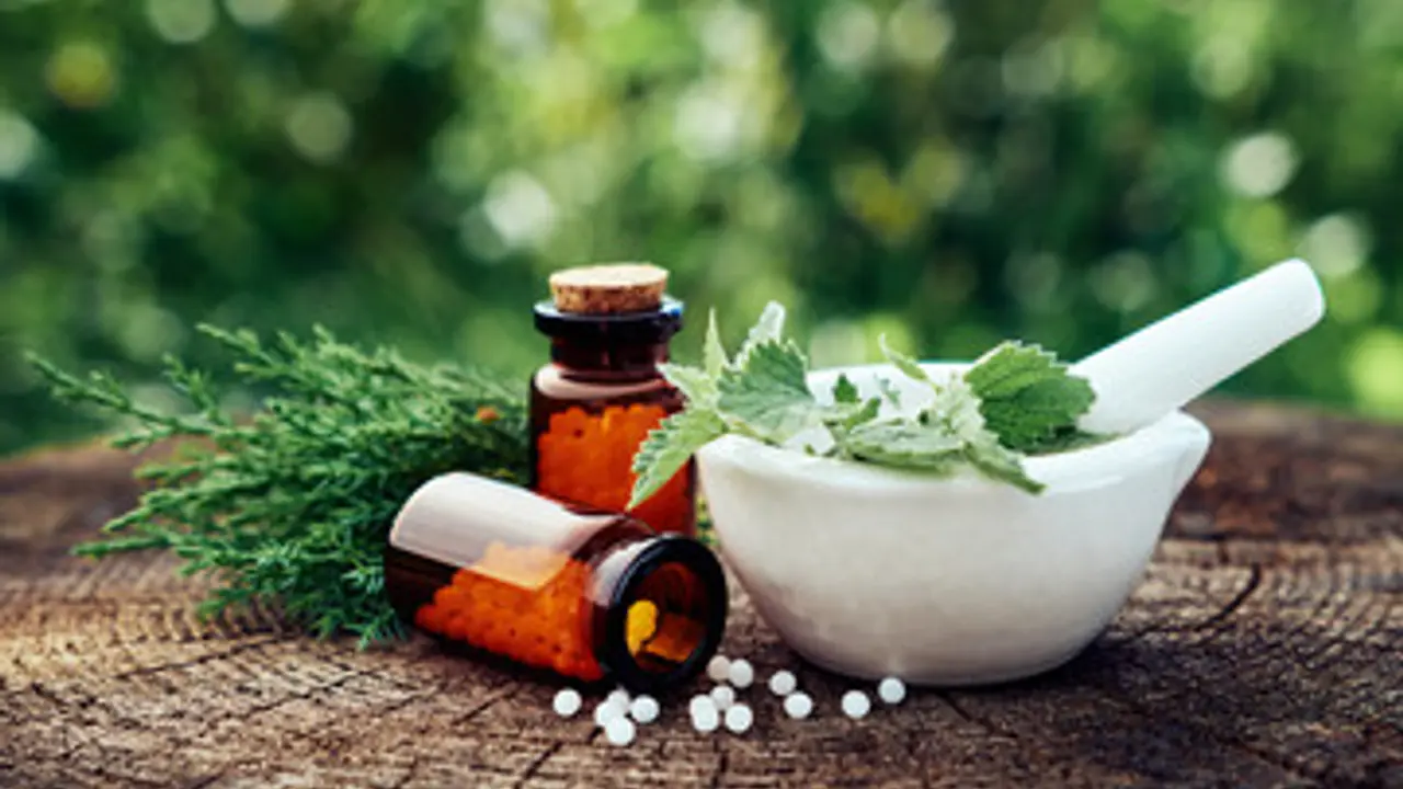Best Homeopathy Doctor in Behala Kolkata - Usha Clinic Hero Background